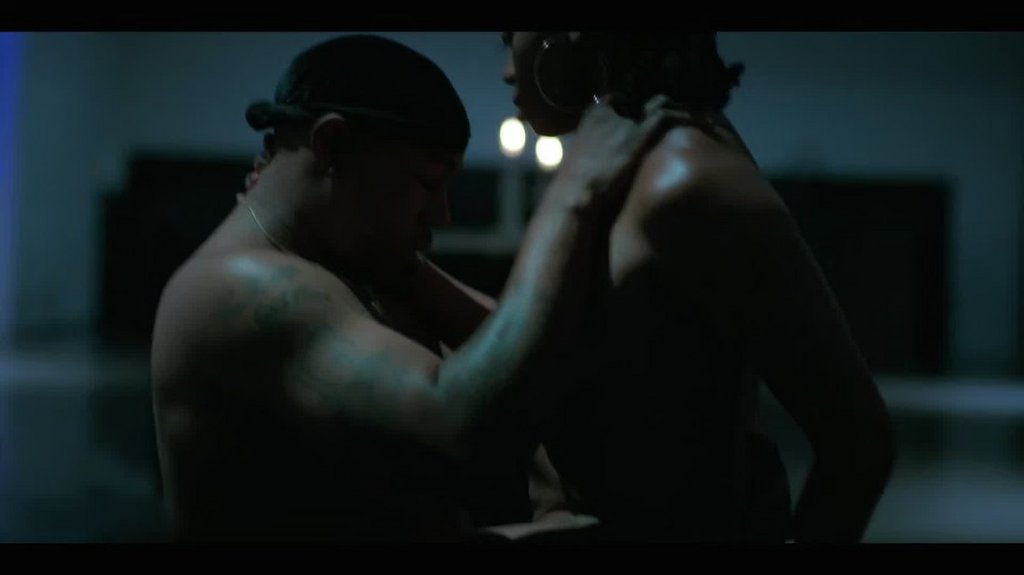 [Image: v310b0frmutb.jpg]