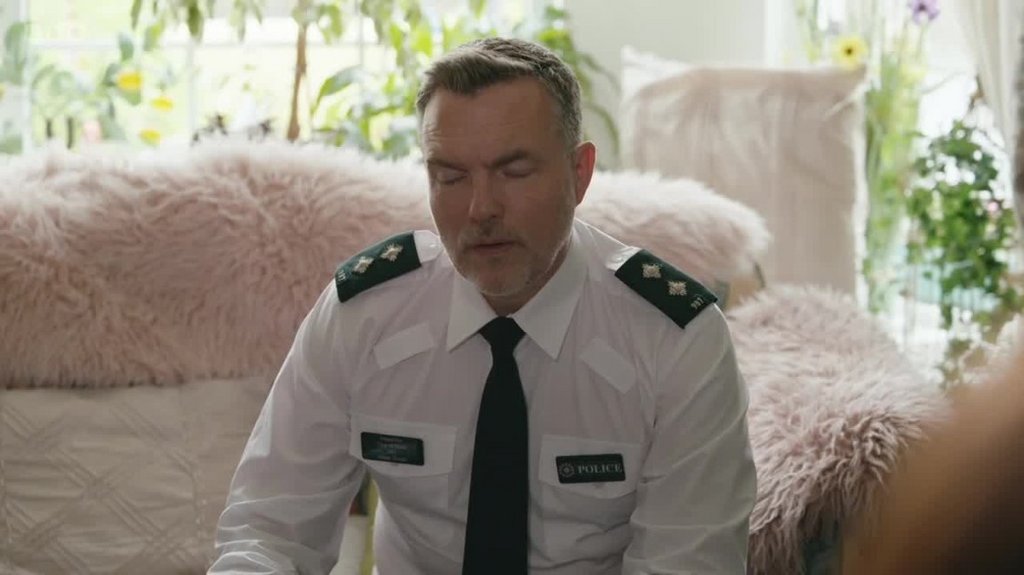 [Image: m0p6ato24vwy.jpg]