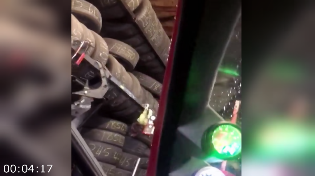 hypby535den4.png