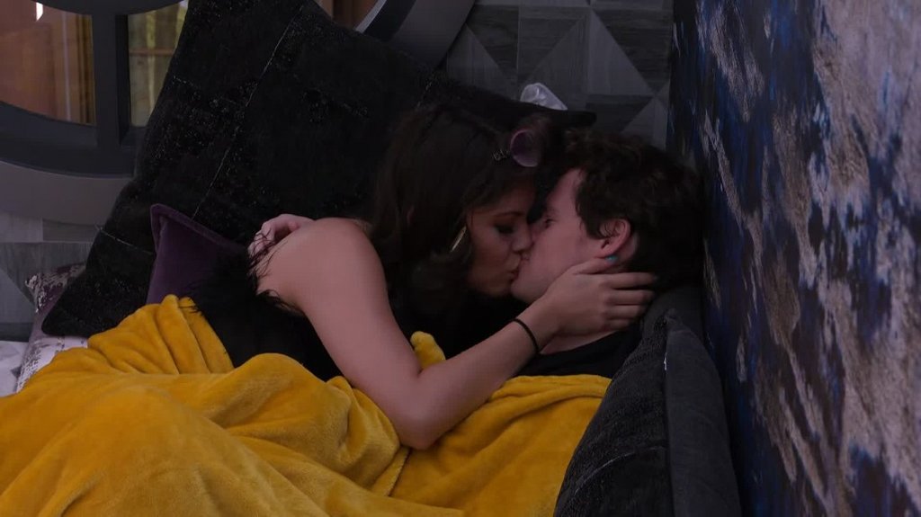 [Image: d4ddgk1ta7a0.jpg]