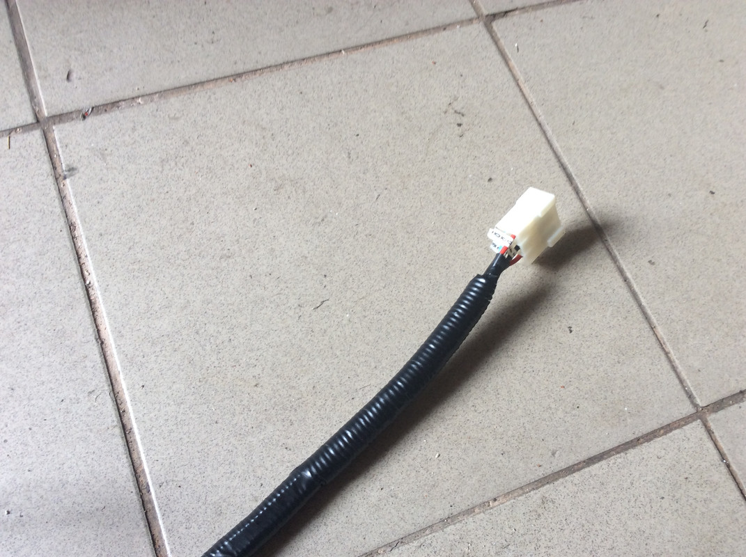 8EA11FA1-BB46-4622-A9DF-72B8F624414C