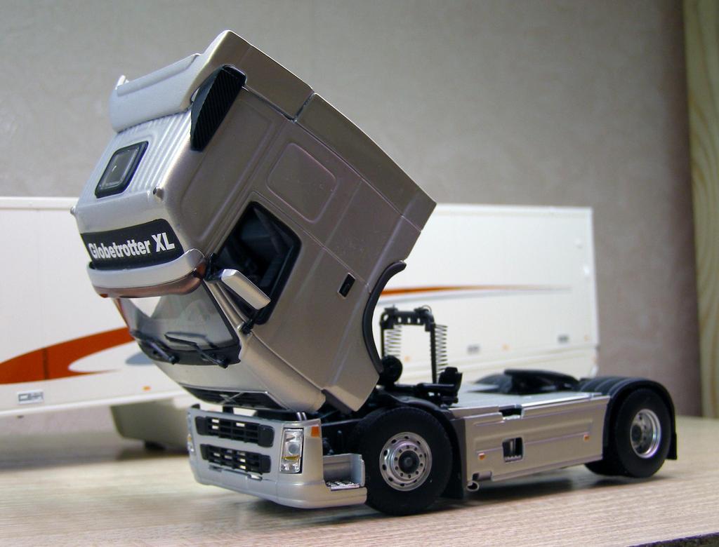 Volvo FH12 w Trailer (8)