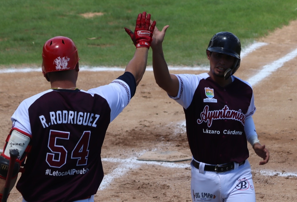 La novena Lázaro Cárdenas logra su primera victoria en la LEYB