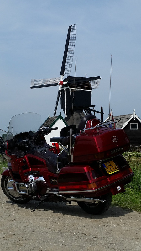 20044849130_58d2b54b15_k