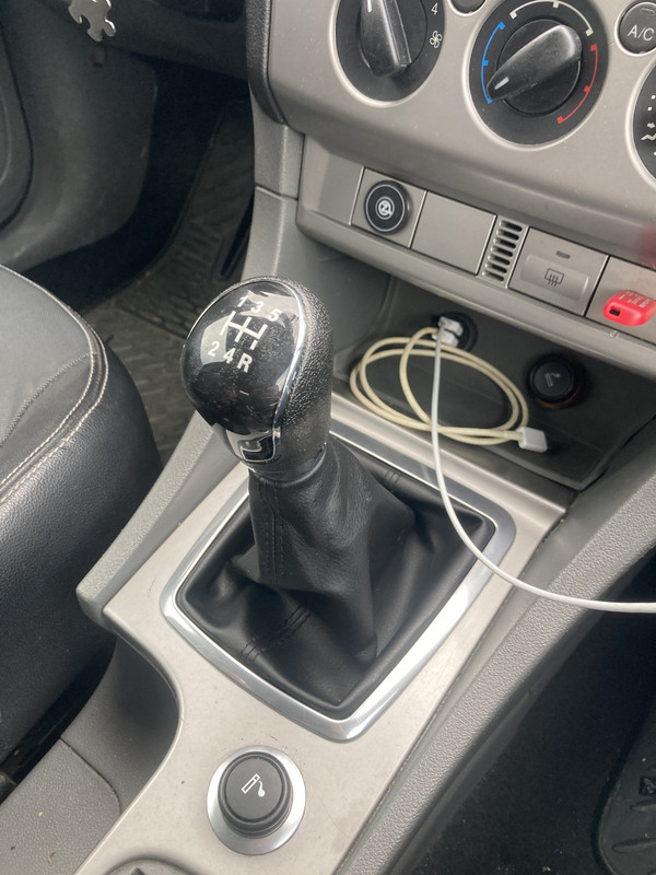 C267A00D-412A-47E1-B3F4-91736E639458