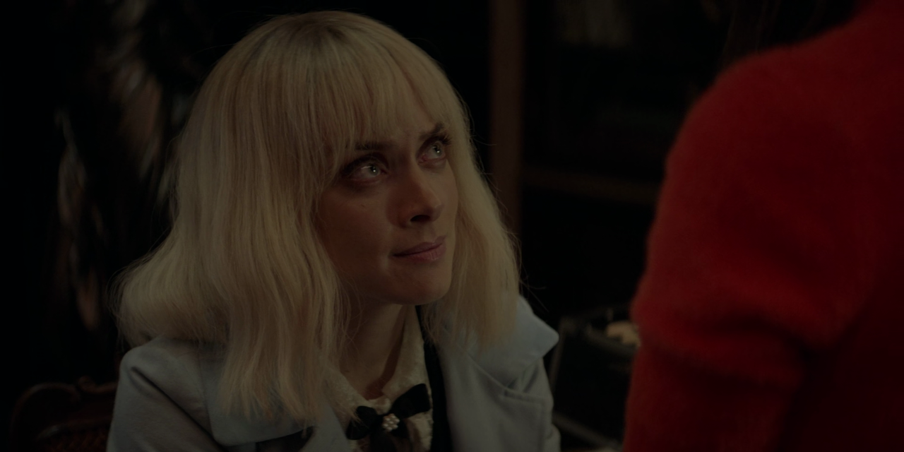 Batwoman S01E11 An Un-Birthday Present (1080p AMZN Webrip x265 10bit EAC3 5.1 - Goki)