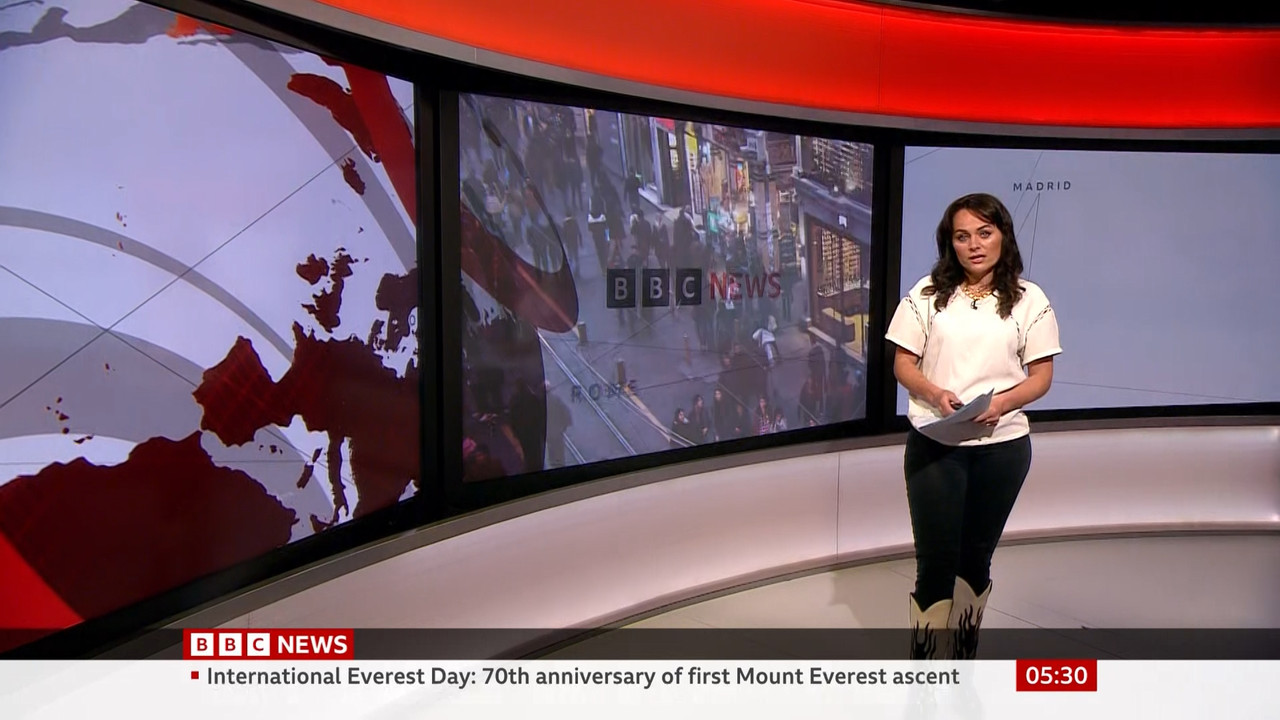 BBC News Valentine_20230529_05000600.ts_snapshot_00.32.00.853