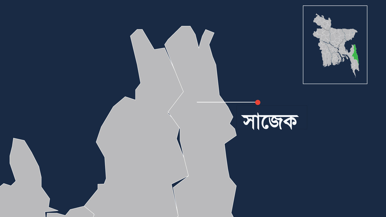 সাজেকে গাড়ি উল্টে ৭ পর্যটক আহত
