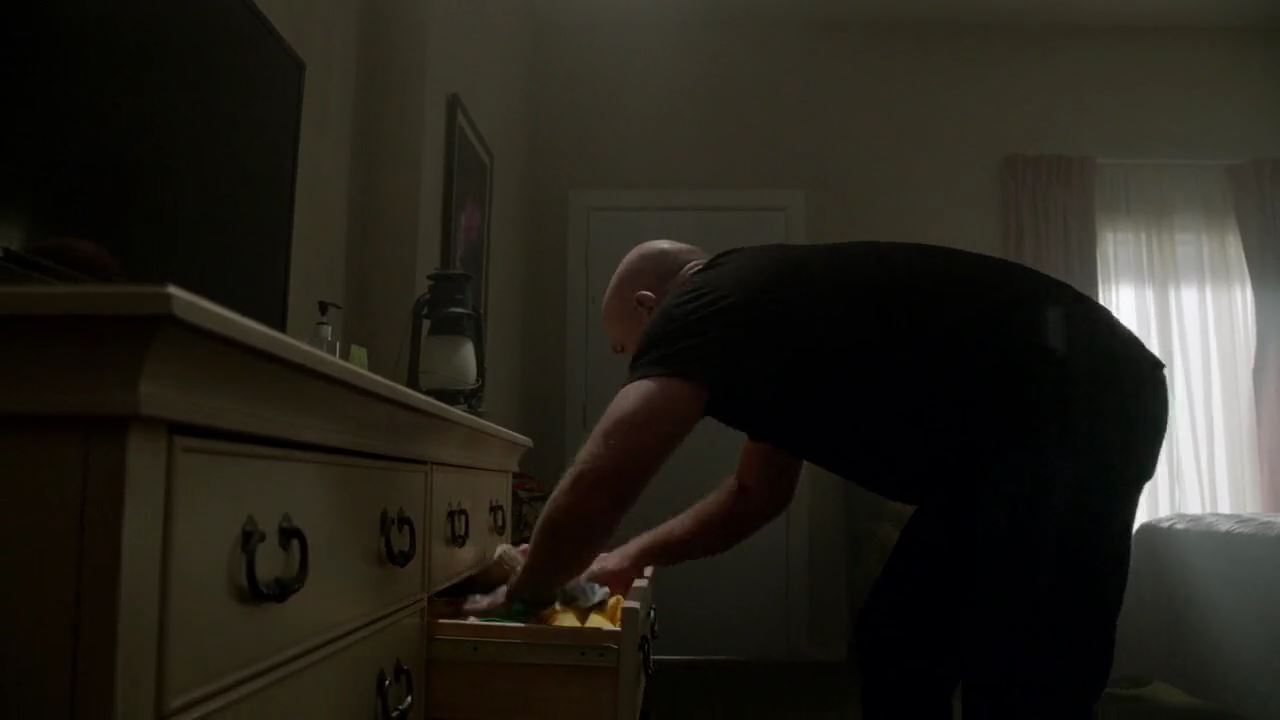 Fotos 04021 Under.the.Dome.S03E03.720p.WEB-DL.x2