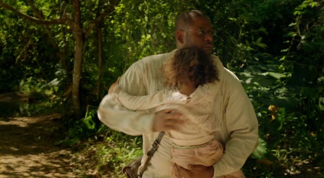 Fotos 01688 A.Dark.Truth.2012.DVDRip.XvID