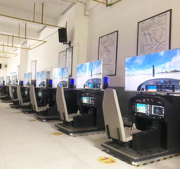 DIAMOND-SOLO-TRAINER-FLIGHT-SIMULATOR-M.jpg