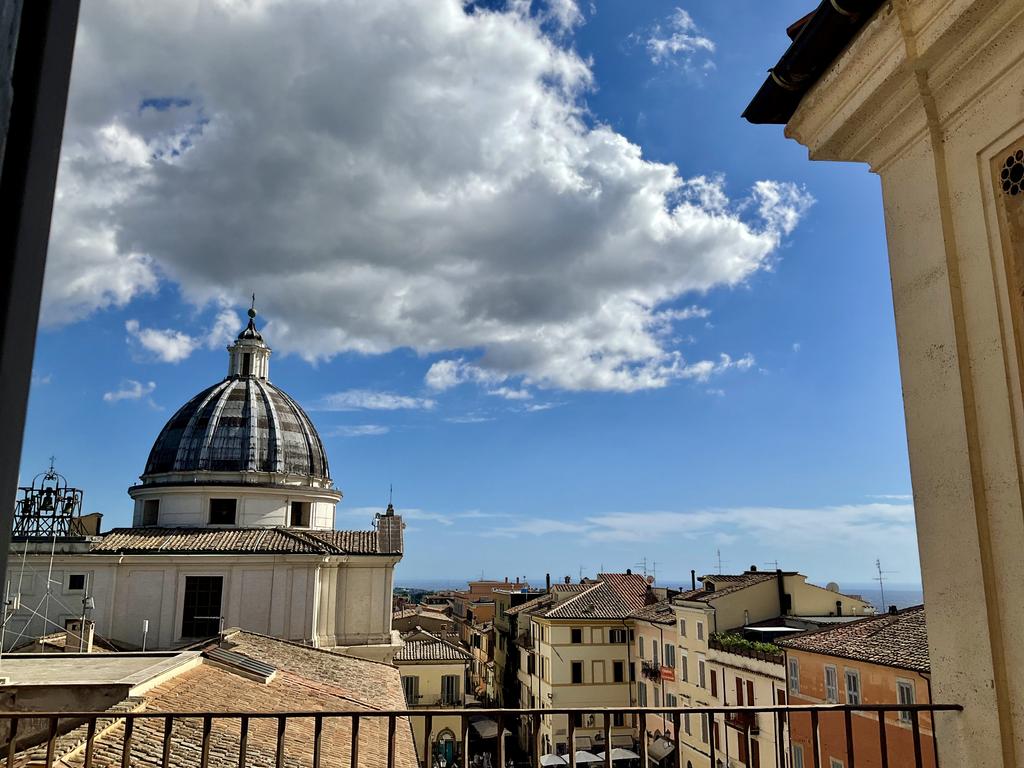 Жаркий сентябрь на побережье Тирренского моря.