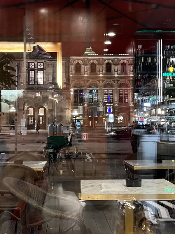 32CF5699-17E7-40E7-BE83-17308730269F