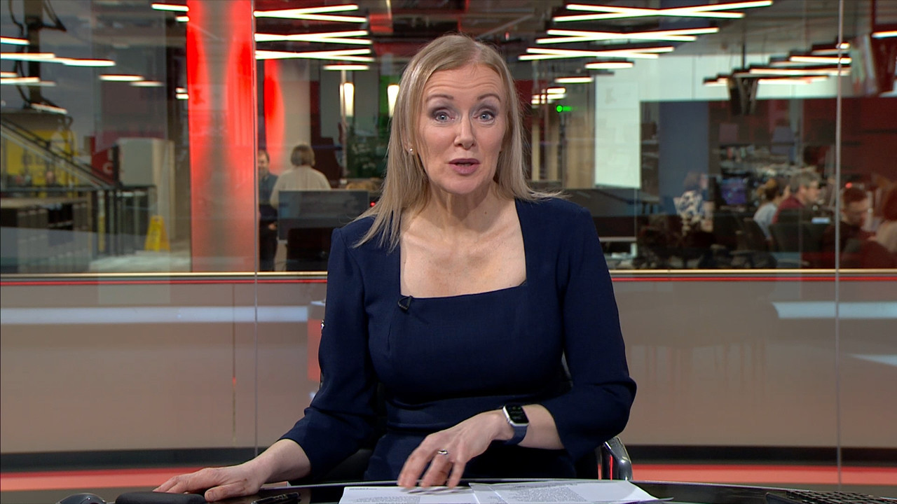03.07 - 13.30.00 - BBC Wales Today. The latest news, sport, weather a....ts_snapshot_11.15.546