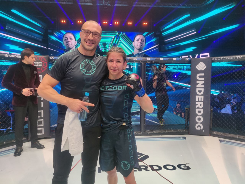 Александра Тончева с победа в ММА битките на Octagon 39