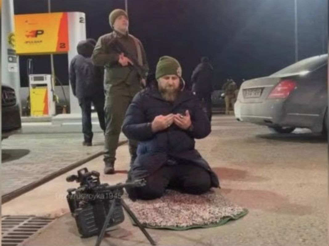 9B2CA67D-BE54-4C62-BC8E-7A27707F5ACB