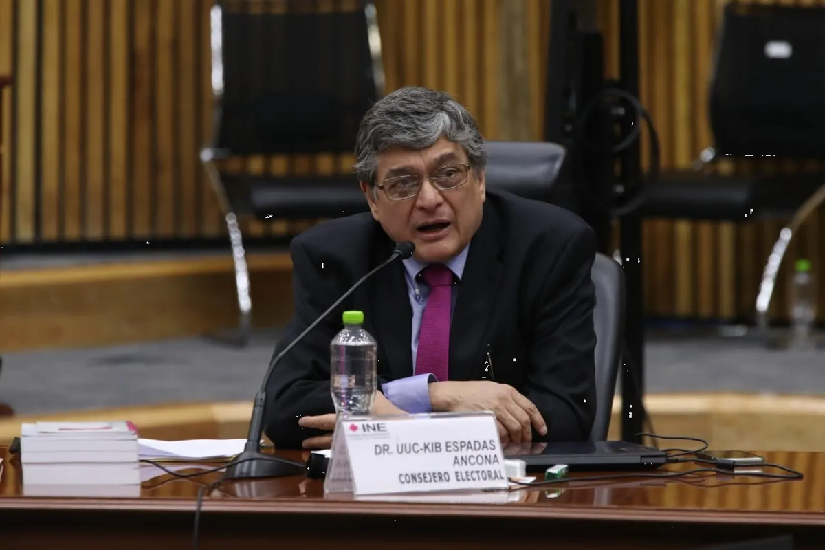 Consejero del INE, Uuc-Kib Espadas descarta ‘crisis’ de violencia en proceso electoral