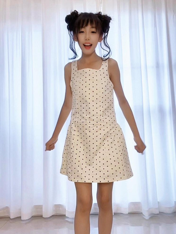 爱跳舞的小宸宝儿,ロリータ,Lolita,萝莉塔,炉利,Loli,萝莉,亜炉,華炉,少女,甜妹