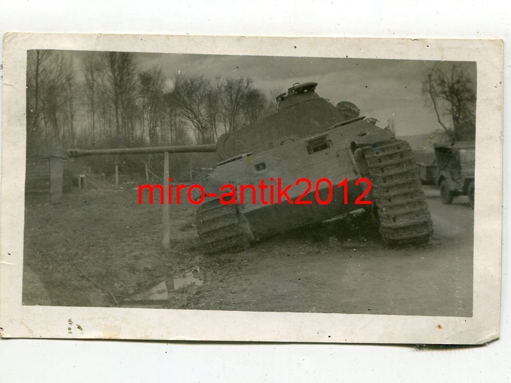 Foto, Wehrmacht, zerstörter Panzer, Marder in de