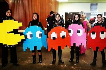 21-clever-halloween-costumes-for-lazy-groups-2-4