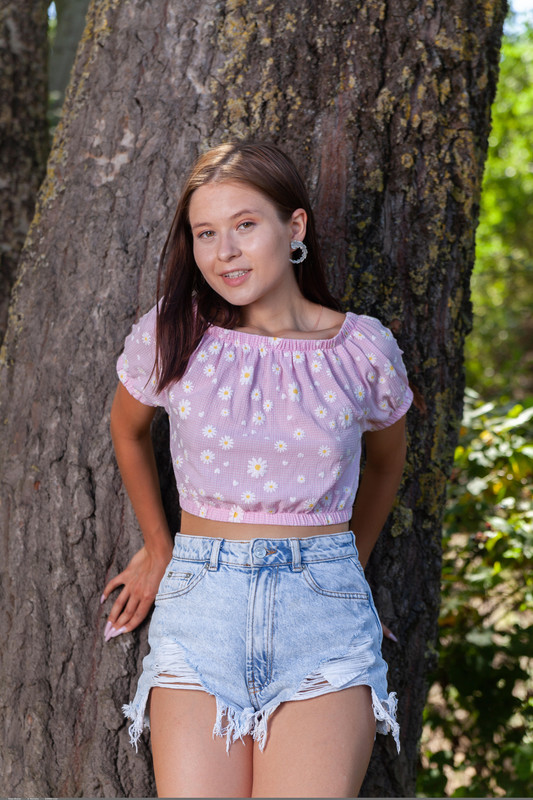 Skye Bloom 1-001