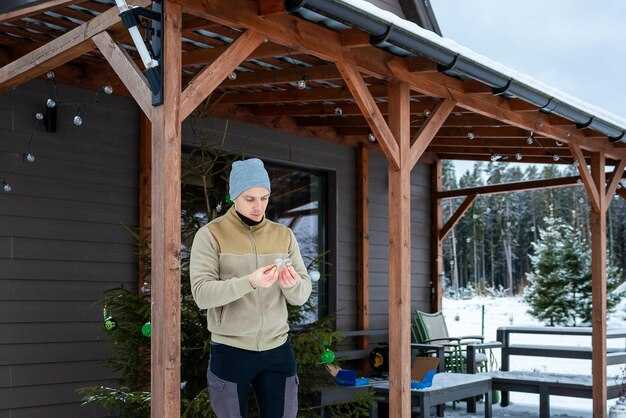 Навес для Smart на даче или во дворе как выбрать конструкцию и материалы 6 Выбор материалов: металл, дерево, поликарбонат