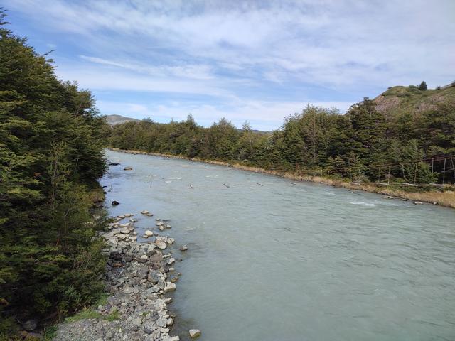 NAVEGACION LAGO GREY. RECORRIDO DEL BUS DENTRO DEL P.N. TORRES DEL PAINE - ARGENTINA INFINITA II/ TORRES DEL PAINE (9)
