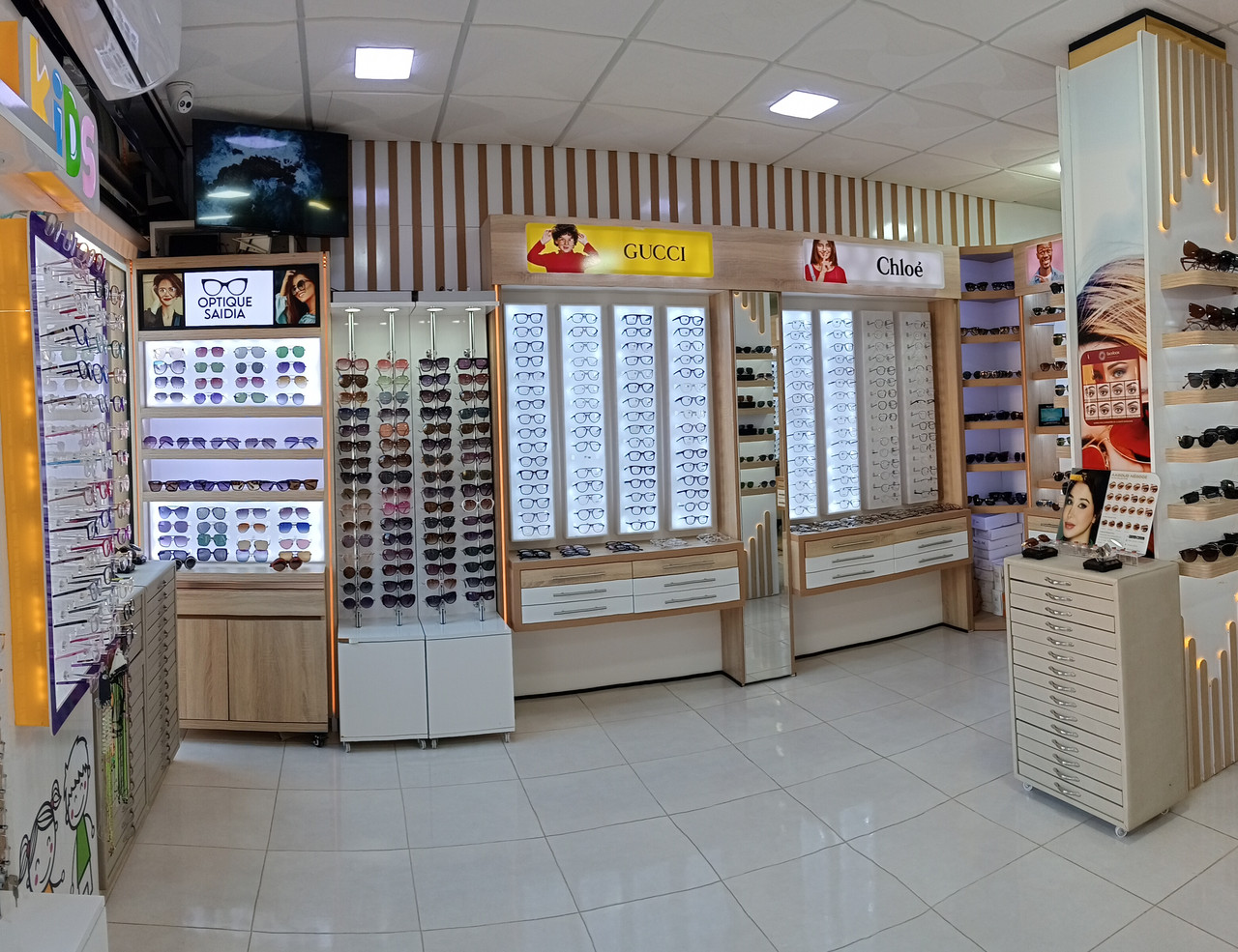 Intérieur du magasin Optique Saïdia