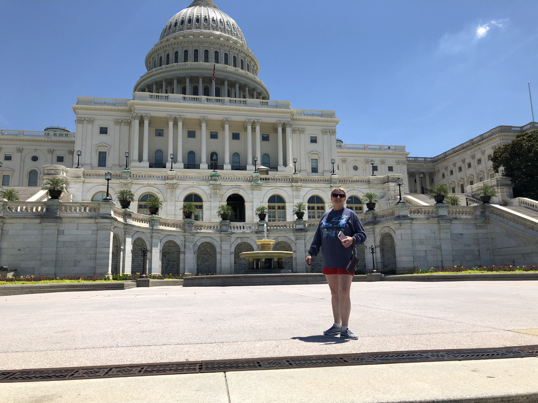 B8B55438-A133-4D40-8527-63305D6F8FA9