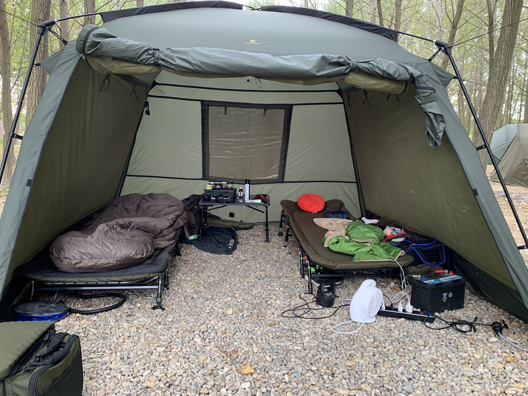 2E8733B4-C444-46C6-901C-0735A6ADB405