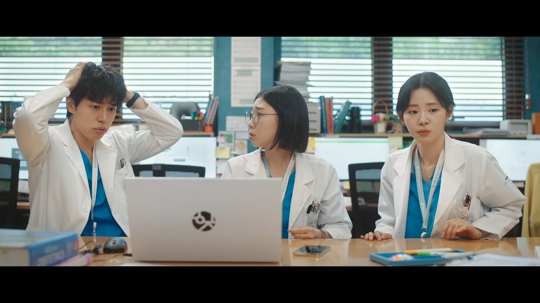 VS--Netflix-ResidentPlaybookE11Episode11-78’38”