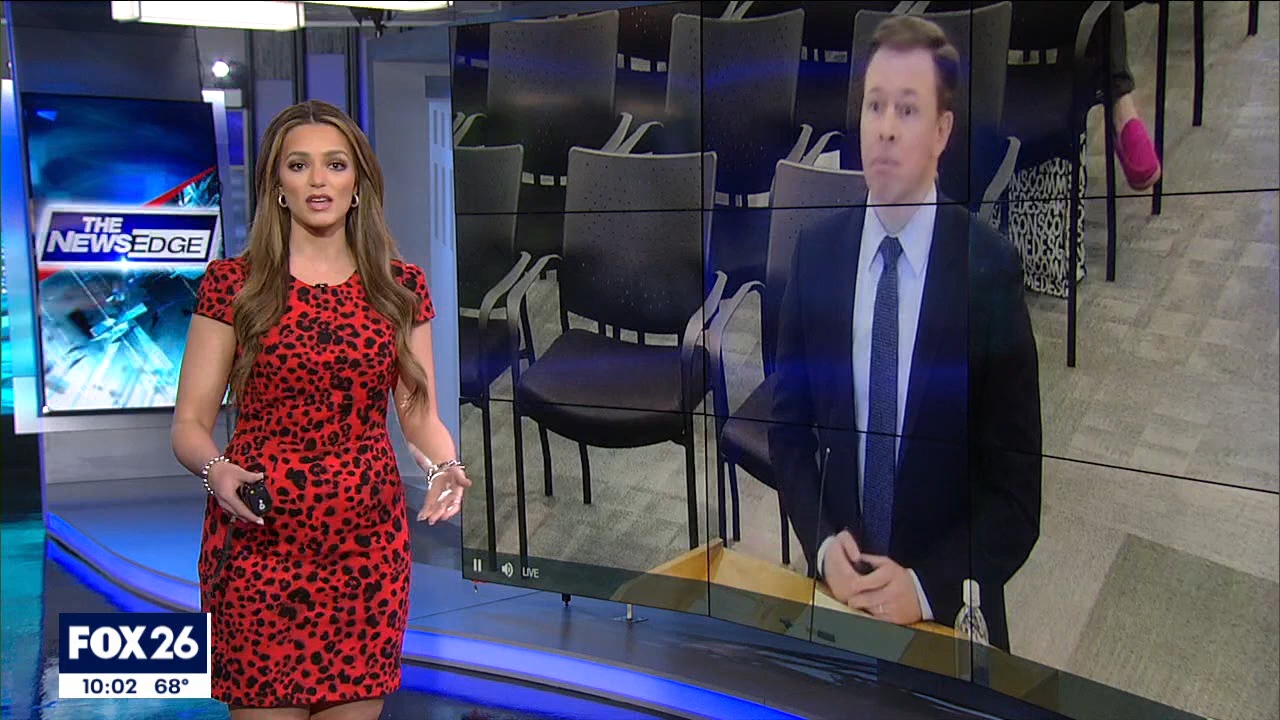 04.14 - 04.00.00 - The News Edge at 10pm  ᴺᵉʷ. Nighttime news coverag....ts_snapshot_07.49.384
