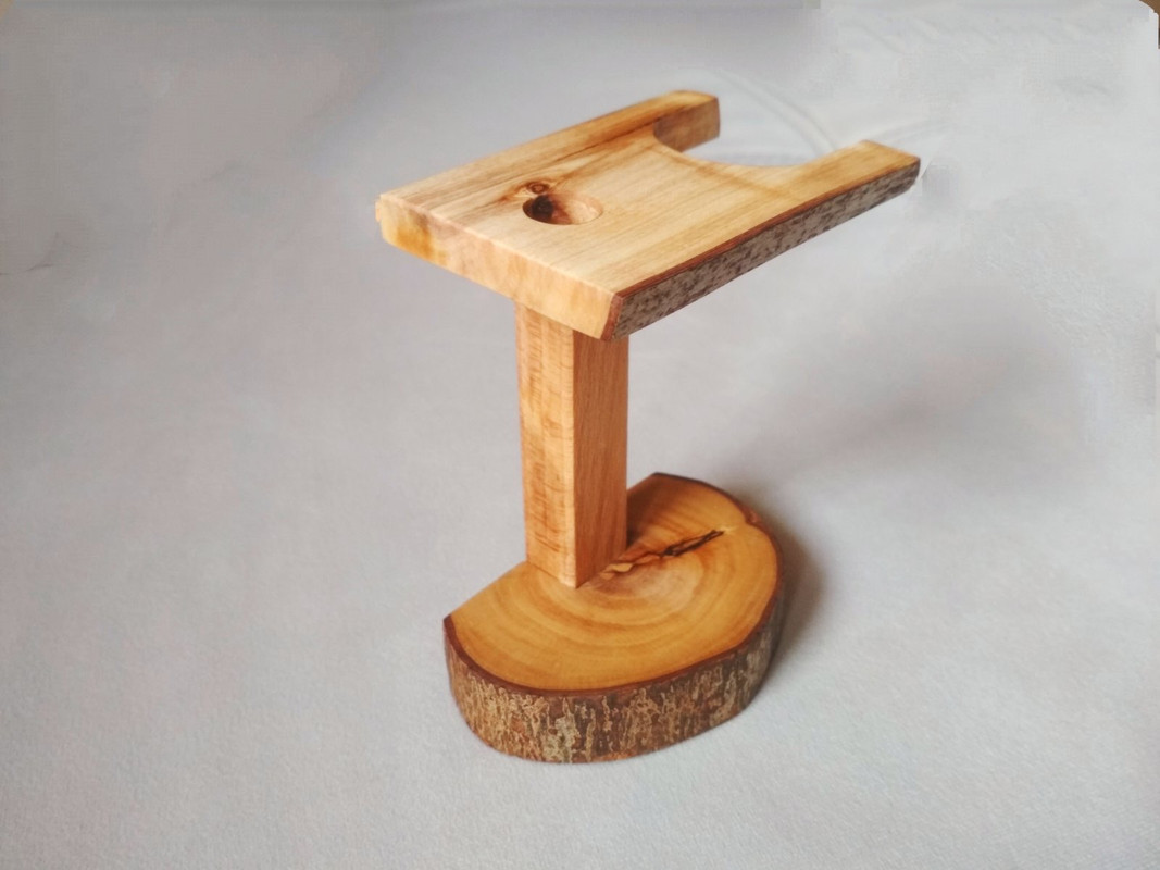 B7551413-7932-46F9-8127-6289810C7273