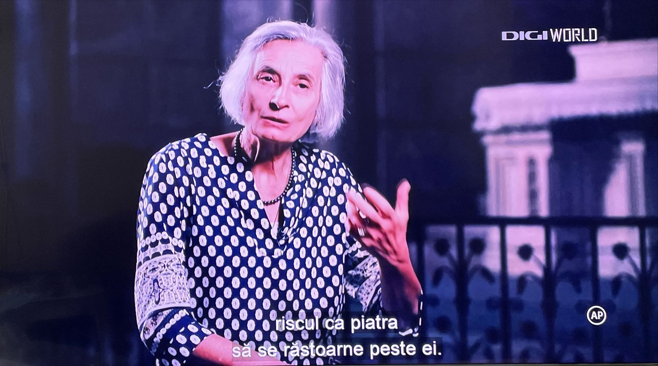 6BD883B6-3CFE-46DD-BEA0-3F96394B49C4