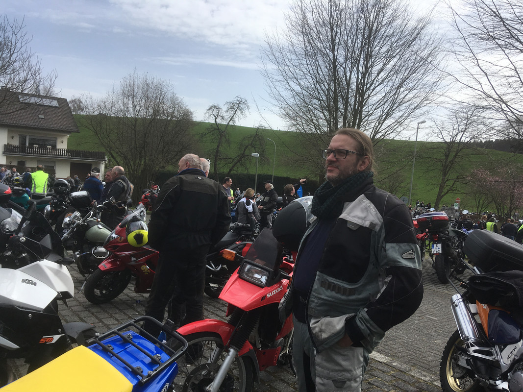 3D7A5AE3-BC86-476A-90A8-3FD242E116DA