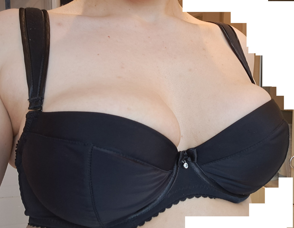 Ewa_Michalak_S_75DD (2)