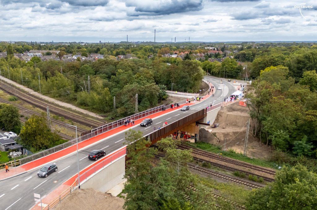 20250917-DU-Rheinhausen-Er-ffnung-C-lve-Br-cke.jpg