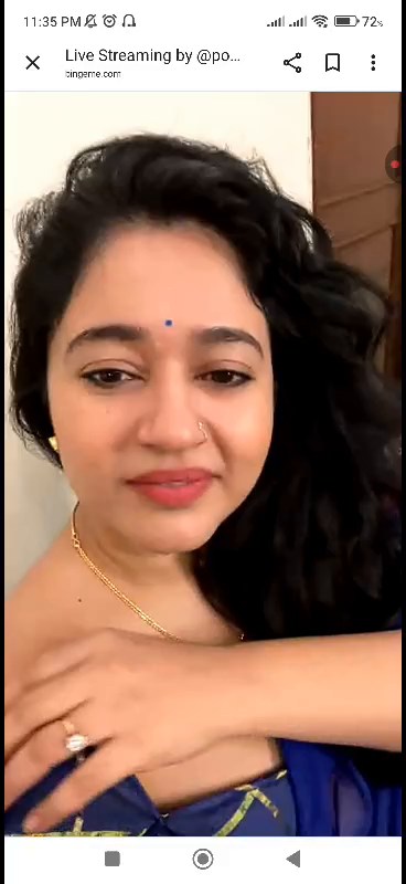 [Image: Poonam-Bajwa-Blue-Saree-Live-mp4-0019.jpg]