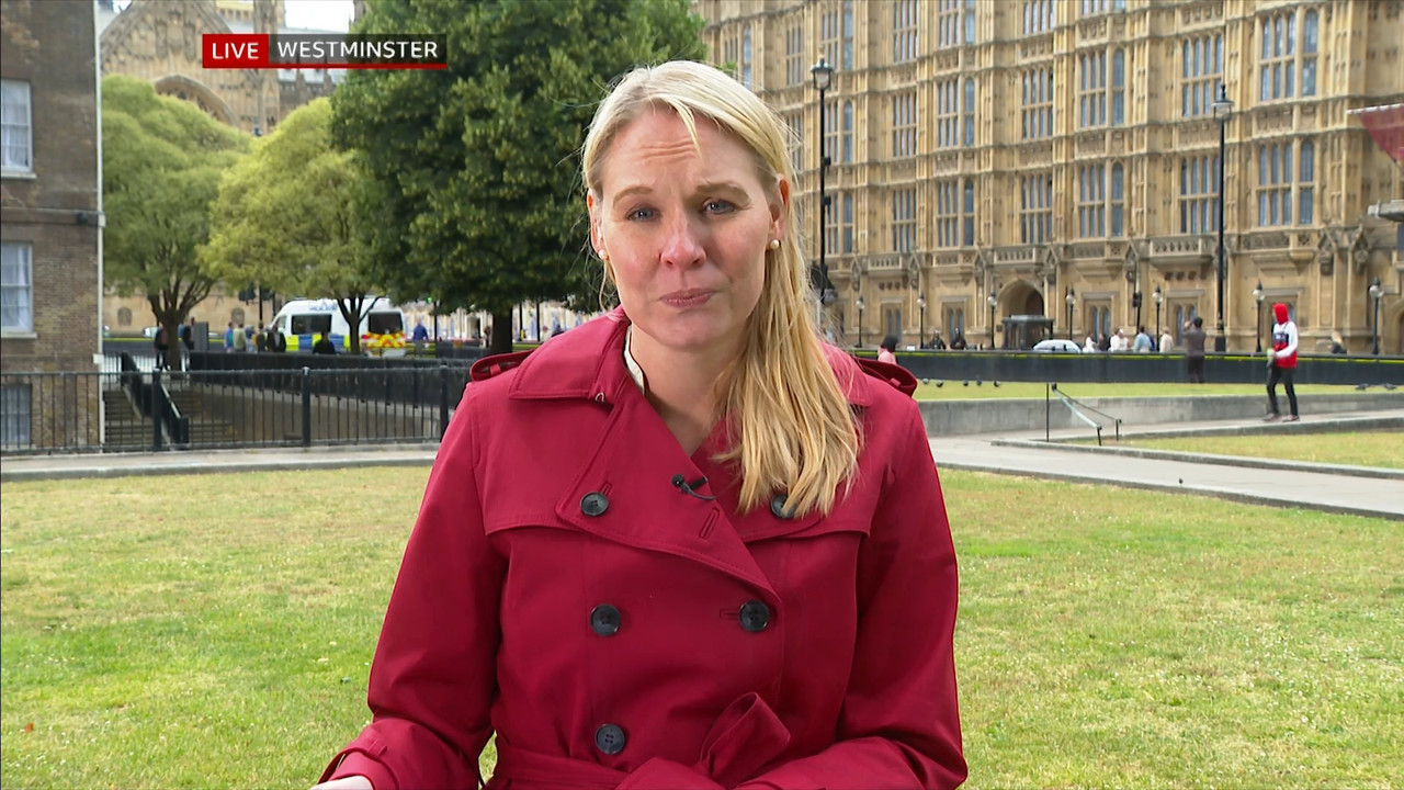 07.04 - 13.30.00 - BBC Wales Today. News and weather from BBC Wales. ....ts_snapshot_11.22.660
