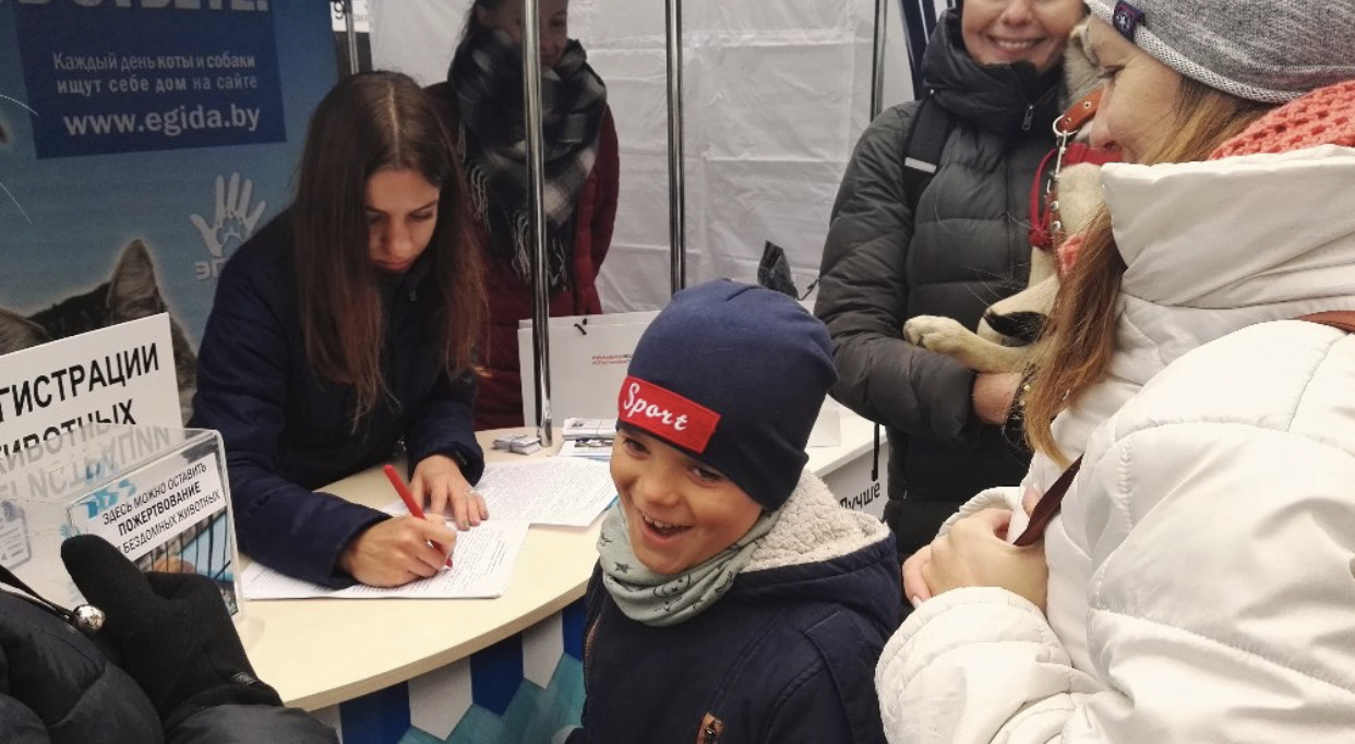 23E7BA8B-DB58-4438-AA91-09E13259A589