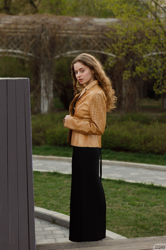 full_002_1351332921153554