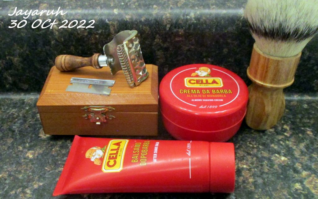 [Image: sos221030.jpg]