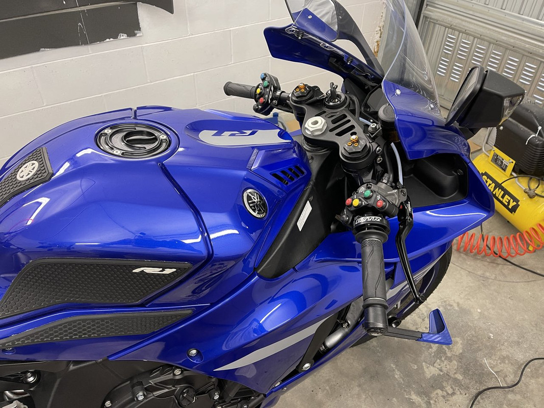 880560D8-6907-445A-AD70-E33DFE31597A