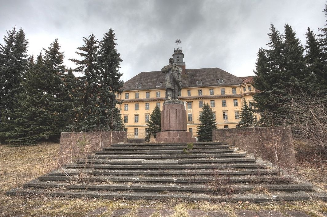 [Изображение: photo-2026-04-08-05-16-48.jpg]