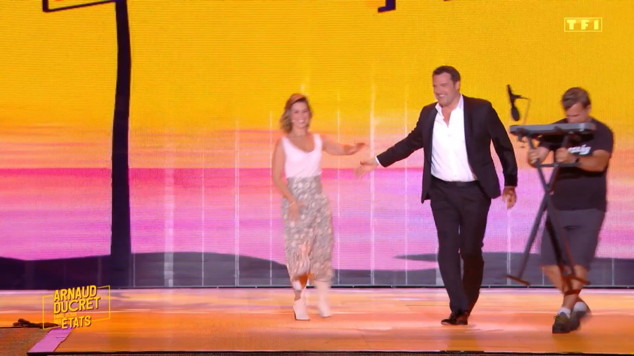 2022-08-16_21_10_TF1_Arnaud-Ducret-dans-tous-ses-etats.mp4_snapshot_01.25.39.237