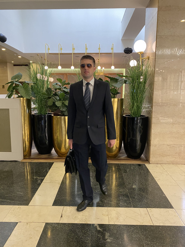 F46537C6-07BA-4013-9B9B-990474673522