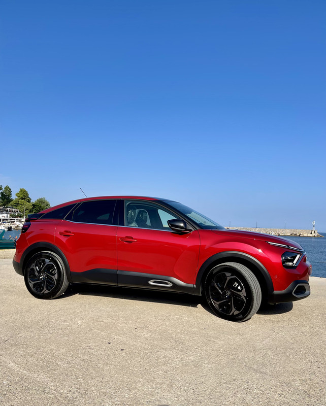 E60DBC9C-36BE-4AA5-BB74-9781BE887D94