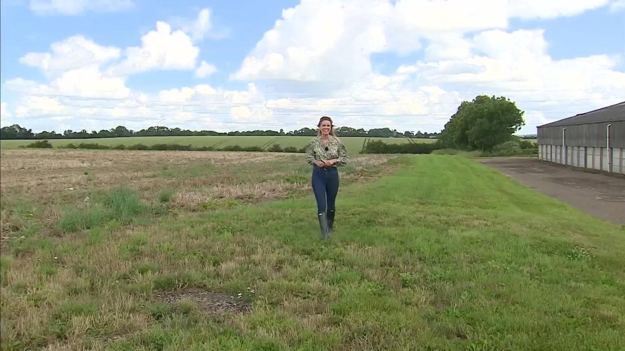 07.05 - 18.00.00 - ITV News London. The latest news in London and the....ts_snapshot_24.34_[2021.07.