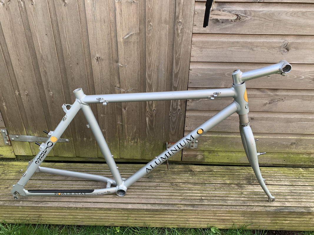 1461F61A-1C3D-40AA-A4F0-6806DCD5D8BD