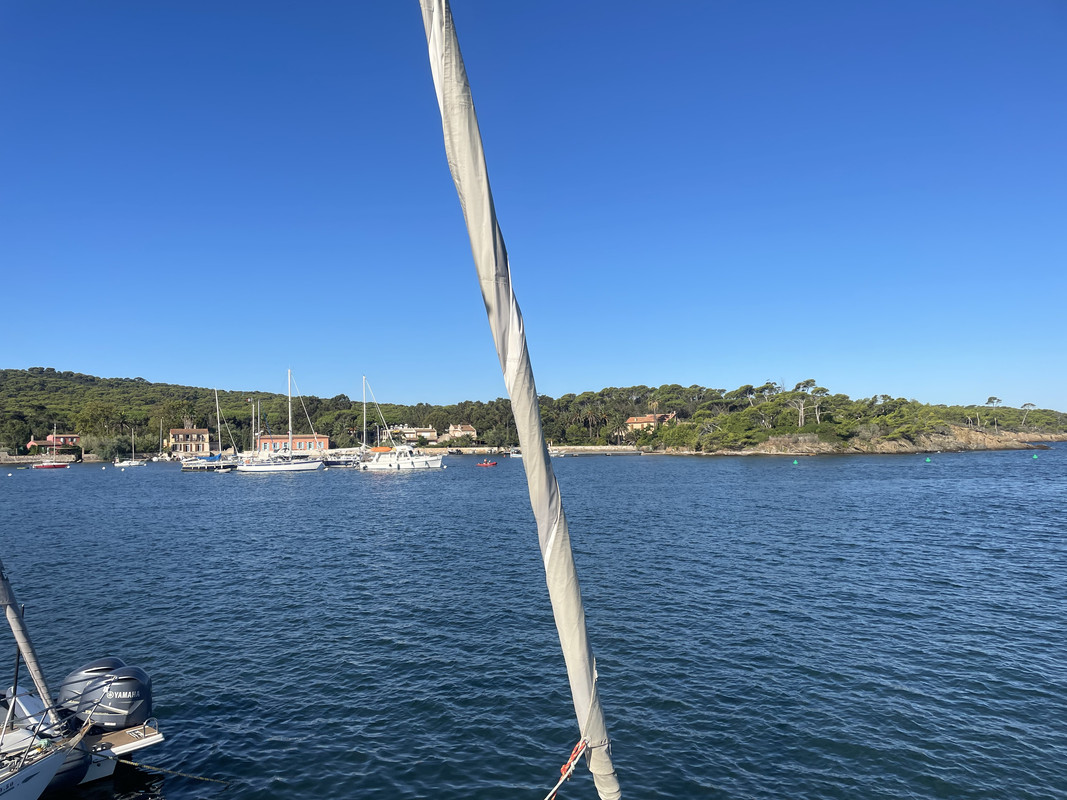 0EEF602A-0FE2-4E35-96F6-CA3A321B9B1A